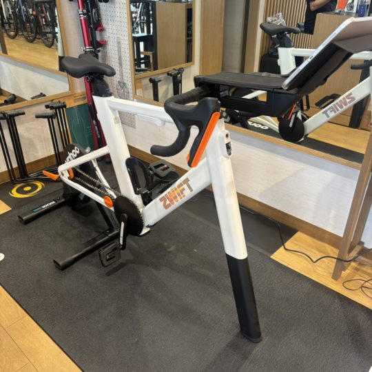 期間限定！スマートバイク＆ZWIFT体験コーナー設置中！　【4/19（日）まで】